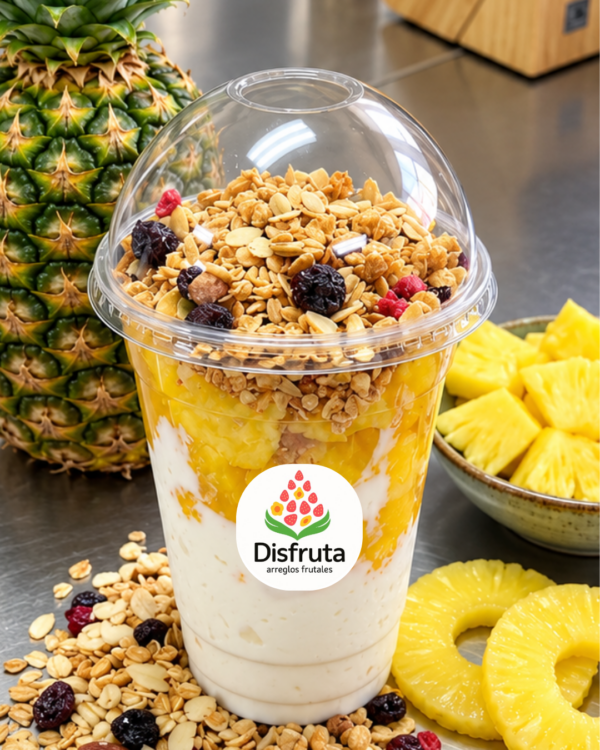 Parfait de piña vaso de 12 oz
